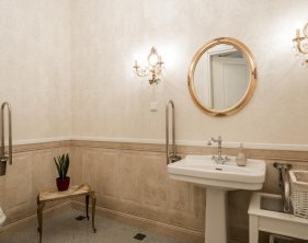 Prace wykończeniowe 128