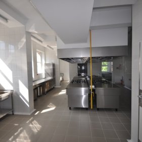 Prace wykończeniowe 77